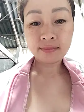 Snapshot of Spring-mky chatting on 19, 11, 2025 Spring-mky online show from 19, 11, 2025