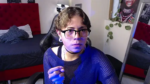 Snapshot of Insomniia_ chatting on 20, 10, 2025 Insomniia online show from 20, 10, 2025