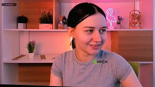 Snapshot of miki_ti chatting on 22, 11, 2025 miki ti online show from 22, 11, 2025