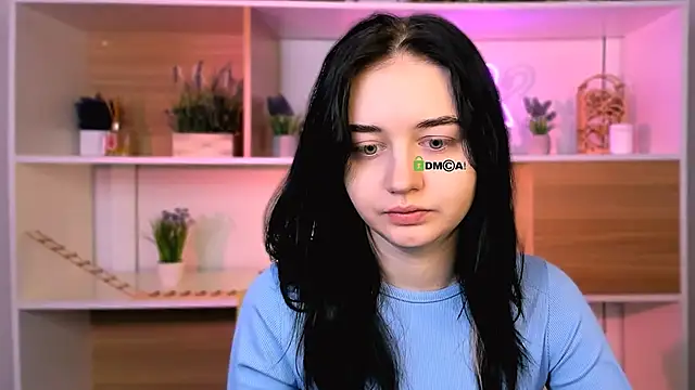 Snapshot of miki_ti chatting on 14, 12, 2025 miki ti online show from 14, 12, 2025