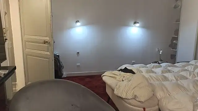 Snapshot of Lailawick chatting on 13, 12, 2025 Lailawick online show from 13, 12, 2025