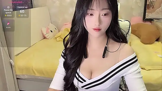 Snapshot of Ximi1 chatting on 29, 10, 2025 Ximi1 online show from 29, 10, 2025