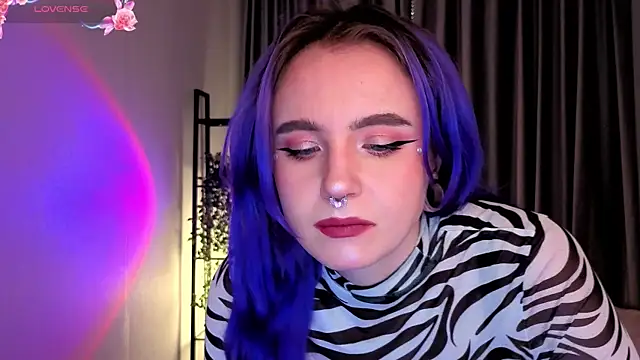 Snapshot of AleksaDivine chatting on 20, 10, 2025 AleksaDivine online show from 20, 10, 2025