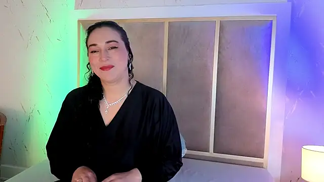 Snapshot of Elizabeth_bennett_6 chatting on 2, 11, 2025 Elizabeth bennett 6 online show from 2, 11, 2025