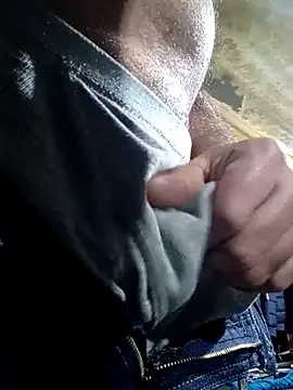 Snapshot of Cogelonregio chatting on 28, 11, 2025 Cogelonregio online show from 28, 11, 2025