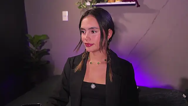 adahara miller17 online show from 4, 12, 2025