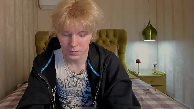 KevinMilky online show from 12, 11, 2025