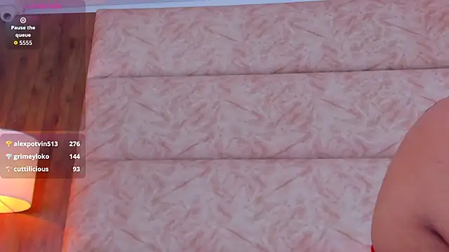 Snapshot of Antonella_Russo1 chatting on 25, 10, 2025 Antonella Russo1 online show from 25, 10, 2025