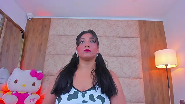 Snapshot of Antonella_Russo1 chatting on 24, 11, 2025 Antonella Russo1 online show from 24, 11, 2025