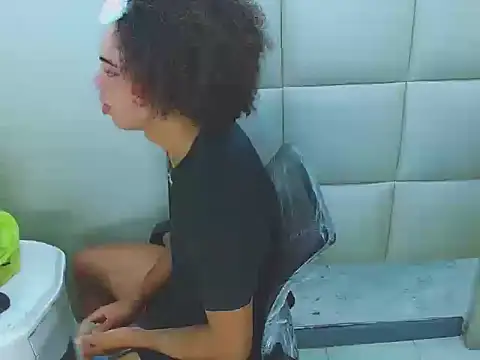 WinnyBarness online show from 24, 10, 2025