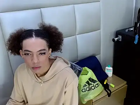 WinnyBarness online show from 31, 10, 2025