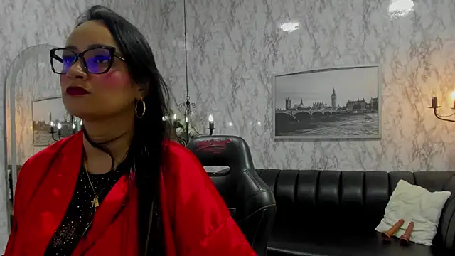 Snapshot of AlexandraMilff chatting on 24, 11, 2025 AlexandraMilff online show from 24, 11, 2025