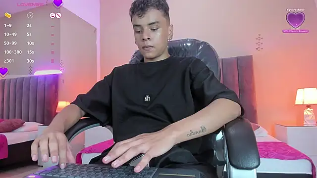 Xavier Fox    online show from 21, 2, 2026