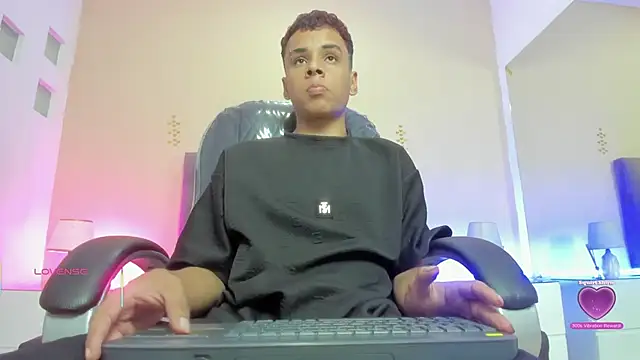 Xavier Fox    online show from 22, 3, 2026