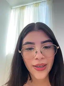 Julietalcl online show from 12, 11, 2025