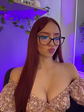 Snapshot of Im_sofiaaa chatting on 13, 11, 2025 Im sofiaaa online show from 13, 11, 2025