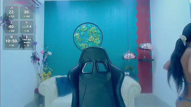 Snapshot of Miagreys1 chatting on 26, 11, 2025 Miagreys1 online show from 26, 11, 2025