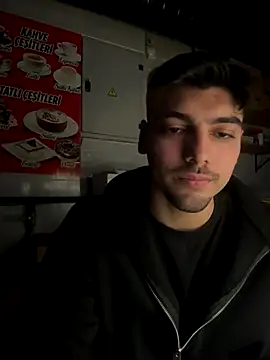 Snapshot of emir343475 chatting on 13, 11, 2025 emir343475 online show from 13, 11, 2025