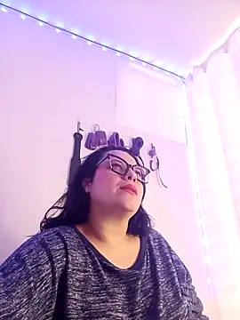 Lia TabooMatureBbw online show from 5, 2, 2026