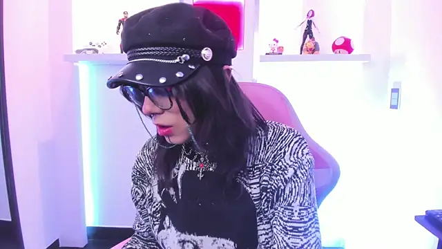 Snapshot of Lullaby_Charade chatting on 11, 11, 2025 Lullaby Charade online show from 11, 11, 2025