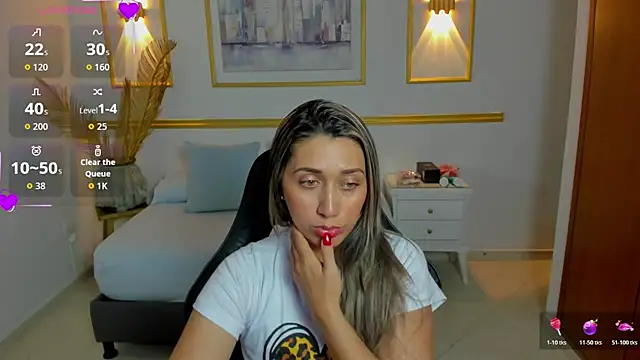 Snapshot of karlyy_ chatting on 20, 11, 2025 karlyy online show from 20, 11, 2025