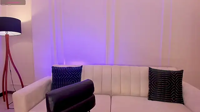 AnnieMonroe1 online show from 22, 12, 2025