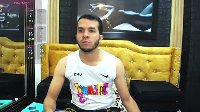 Snapshot of pether_hairy chatting on 24, 10, 2025 pether hairy online show from 24, 10, 2025