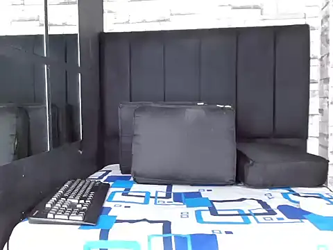 Snapshot of pether_hairy chatting on 2, 11, 2025 pether hairy online show from 2, 11, 2025