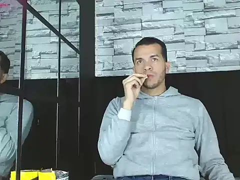 Snapshot of pether_hairy chatting on 30, 11, 2025 pether hairy online show from 30, 11, 2025