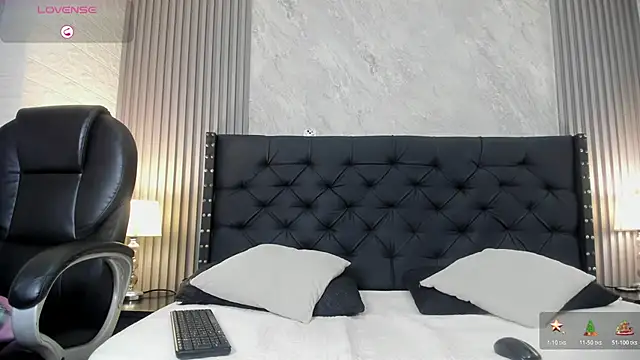 Snapshot of camila__bouzas chatting on 20, 11, 2025 camila bouzas online show from 20, 11, 2025