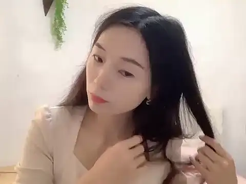 Snapshot of Keke-Baby170 chatting on 7, 11, 2025 Keke-Baby170 online show from 7, 11, 2025