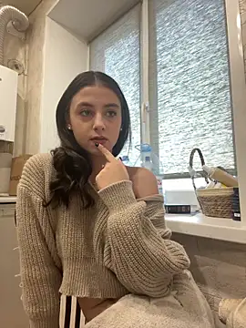 ScarletVelur online show from 5, 2, 2026