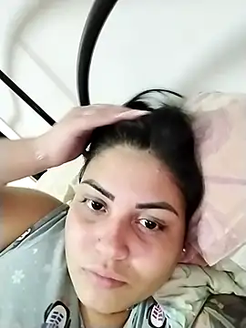 Snapshot of Cubanitaxxx chatting on 25, 10, 2025 Cubanitaxxx online show from 25, 10, 2025