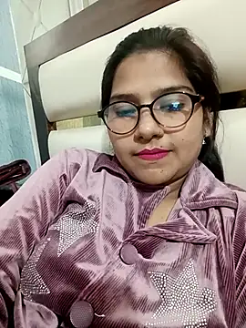 Snapshot of Vanshika1432 chatting on 21, 11, 2025 Vanshika1432 online show from 21, 11, 2025