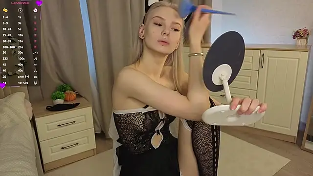 Snapshot of Sunshine_agata chatting on 18, 11, 2025 Sunshine agata online show from 18, 11, 2025