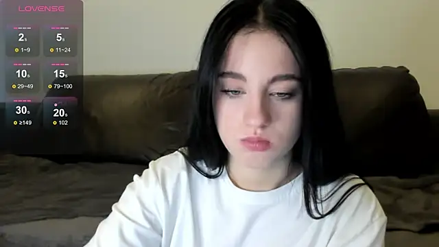 Snapshot of LexiSinnn chatting on 12, 11, 2025 LexiSinnn online show from 12, 11, 2025