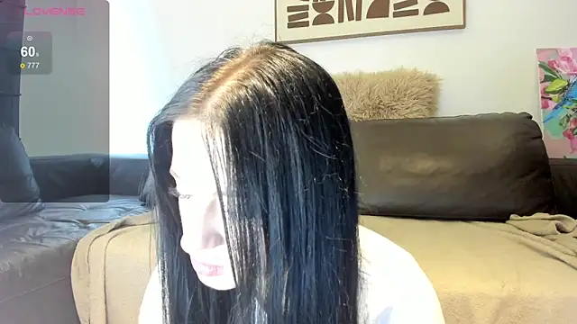 Snapshot of LexiSinnn chatting on 4, 12, 2025 LexiSinnn online show from 4, 12, 2025