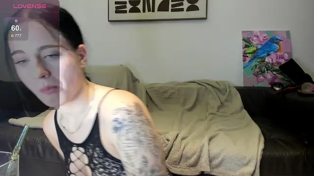 Snapshot of LexiSinnn chatting on 5, 12, 2025 LexiSinnn online show from 5, 12, 2025