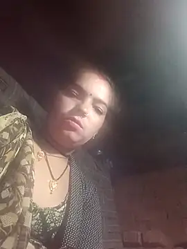 Snapshot of M-MAYA chatting on 14, 11, 2025 M-MAYA online show from 14, 11, 2025