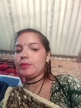 Snapshot of M-MAYA chatting on 15, 11, 2025 M-MAYA online show from 15, 11, 2025