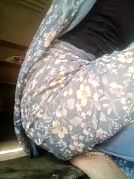 Snapshot of M-MAYA chatting on 28, 11, 2025 M-MAYA online show from 28, 11, 2025