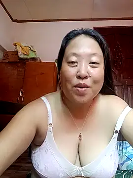 Snapshot of lovenaya chatting on 17, 10, 2025 lovenaya online show from 17, 10, 2025