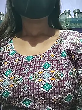 Snapshot of sardarni_001 chatting on 30, 10, 2025 sardarni 001 online show from 30, 10, 2025