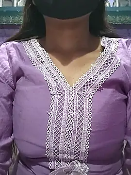 Snapshot of sardarni_001 chatting on 31, 10, 2025 sardarni 001 online show from 31, 10, 2025