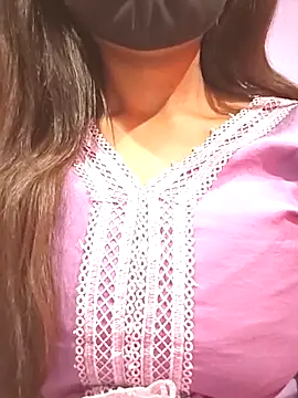 Snapshot of sardarni_001 chatting on 28, 11, 2025 sardarni 001 online show from 28, 11, 2025