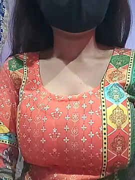 Snapshot of sardarni_001 chatting on 1, 12, 2025 sardarni 001 online show from 1, 12, 2025