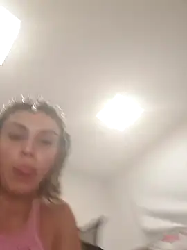 Snapshot of Your_Desires07 chatting on 23, 10, 2025 Your Desires07 online show from 23, 10, 2025