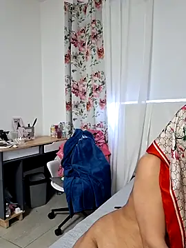 Snapshot of Your_Desires07 chatting on 25, 11, 2025 Your Desires07 online show from 25, 11, 2025