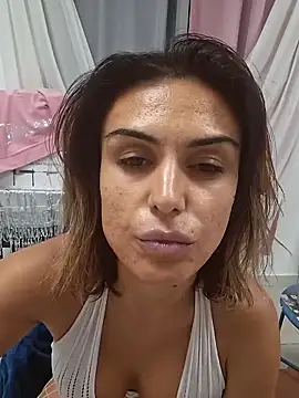 Snapshot of Your_Desires07 chatting on 28, 11, 2025 Your Desires07 online show from 28, 11, 2025