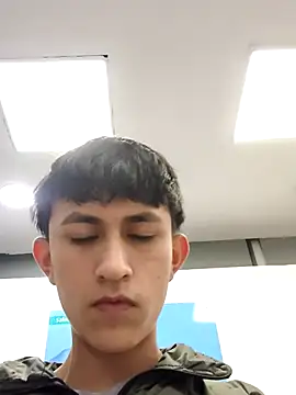 Snapshot of hoot_booys_ chatting on 15, 12, 2025 hoot booys online show from 15, 12, 2025